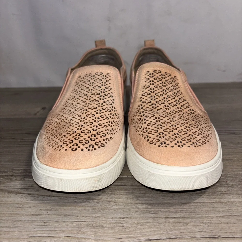 Women's 8 Vionic Kimmie Perf slip-on sneakers Pink Peach Suede Arch Support